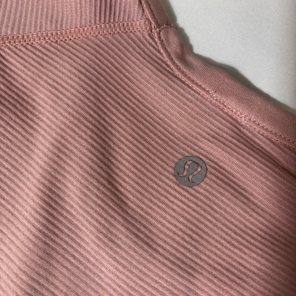 Lululemon Swiftly Tech Short Sleeve 2.0 Pink Running Shirt Womens Size 2 - Picture 3 of 4